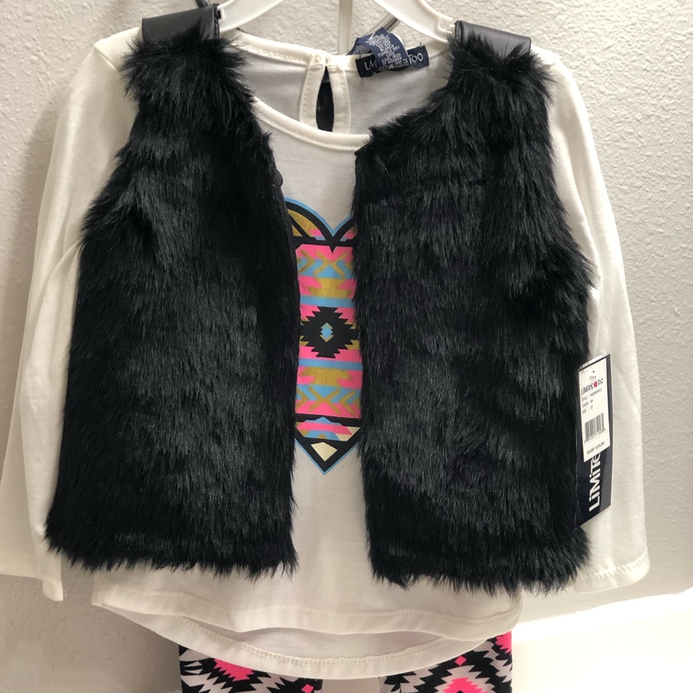 Limited Too - Girls 3 piece Aztec set
